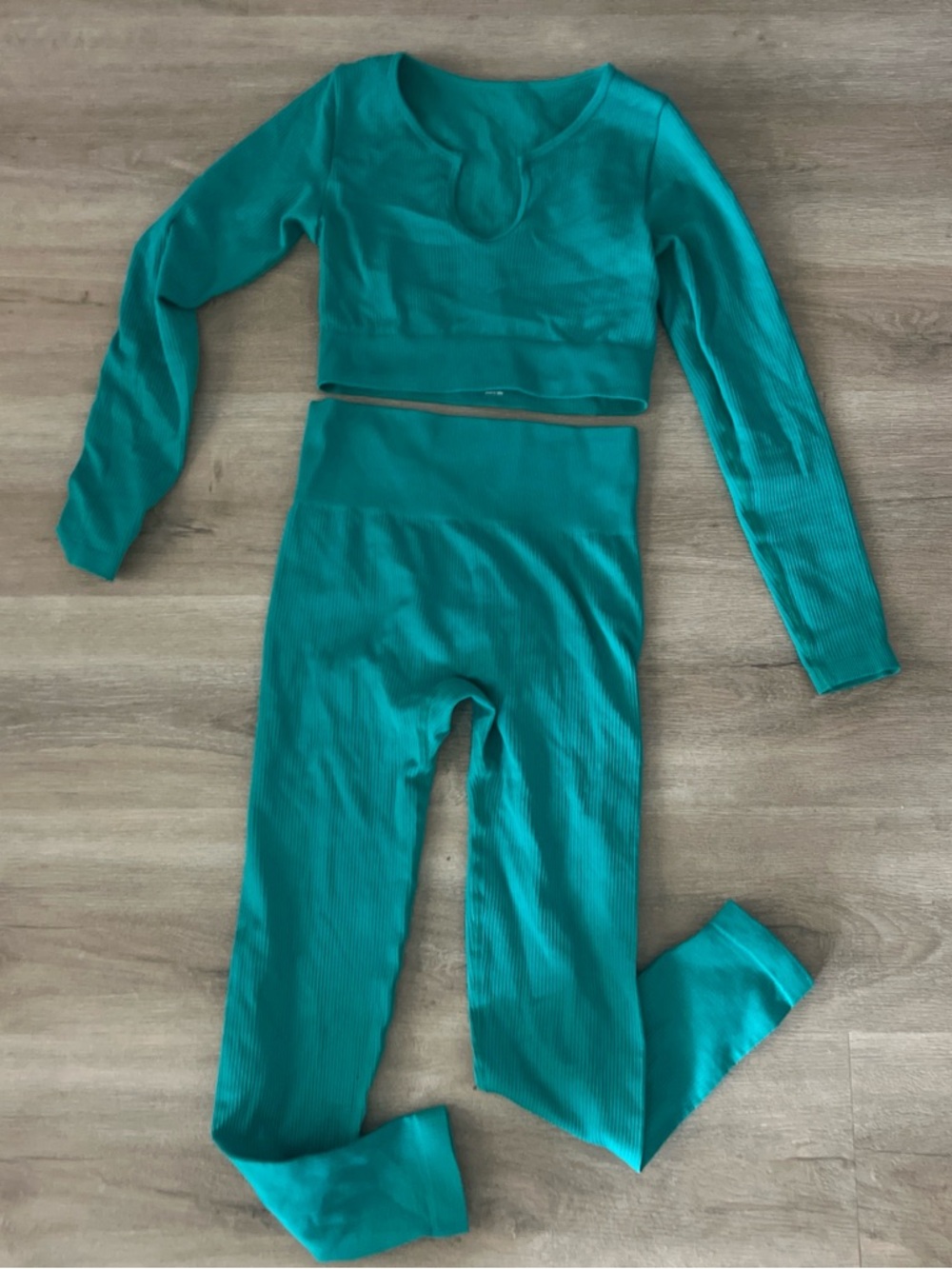 Teal Ribbed Long Sleeve Crop Top & High-Waist Leggings workout outfit Set small